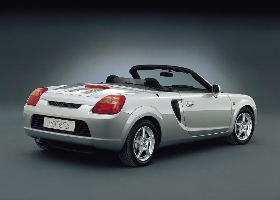  Toyota MR2 1999 года  (фото 28 из 45)